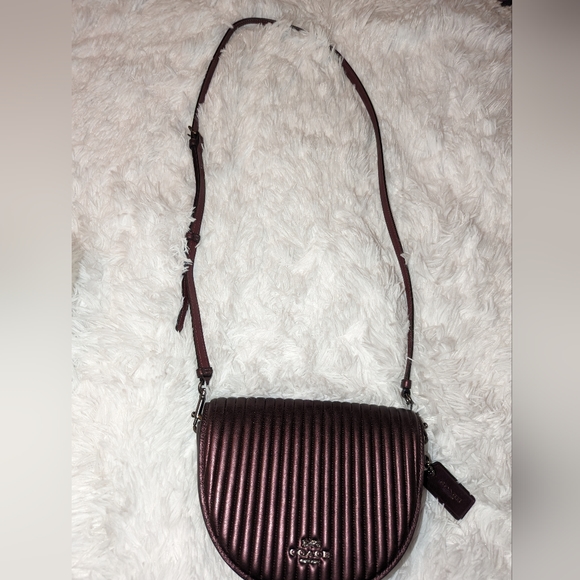 Coach Ellen Metallic Crimson Linear Quilting Nappa Leather Crossbody Bag VGUC - Picture 4 of 16